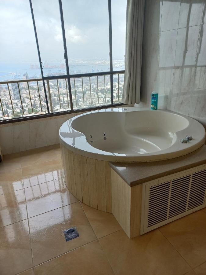 Panorama Bay View 3 Room Haifa Buitenkant foto